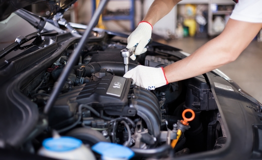 Opravy motorových vozidel